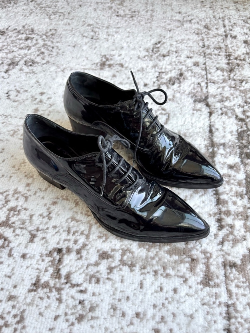 Baldinini Italy Made Pointed Black Patent Leather Oxford Lace-Up Shoes (Size 6)